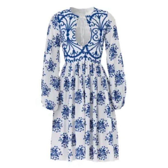 Alcoolique
Donata Dress Italian size 44 or a US 8. - Picture 6 of 14